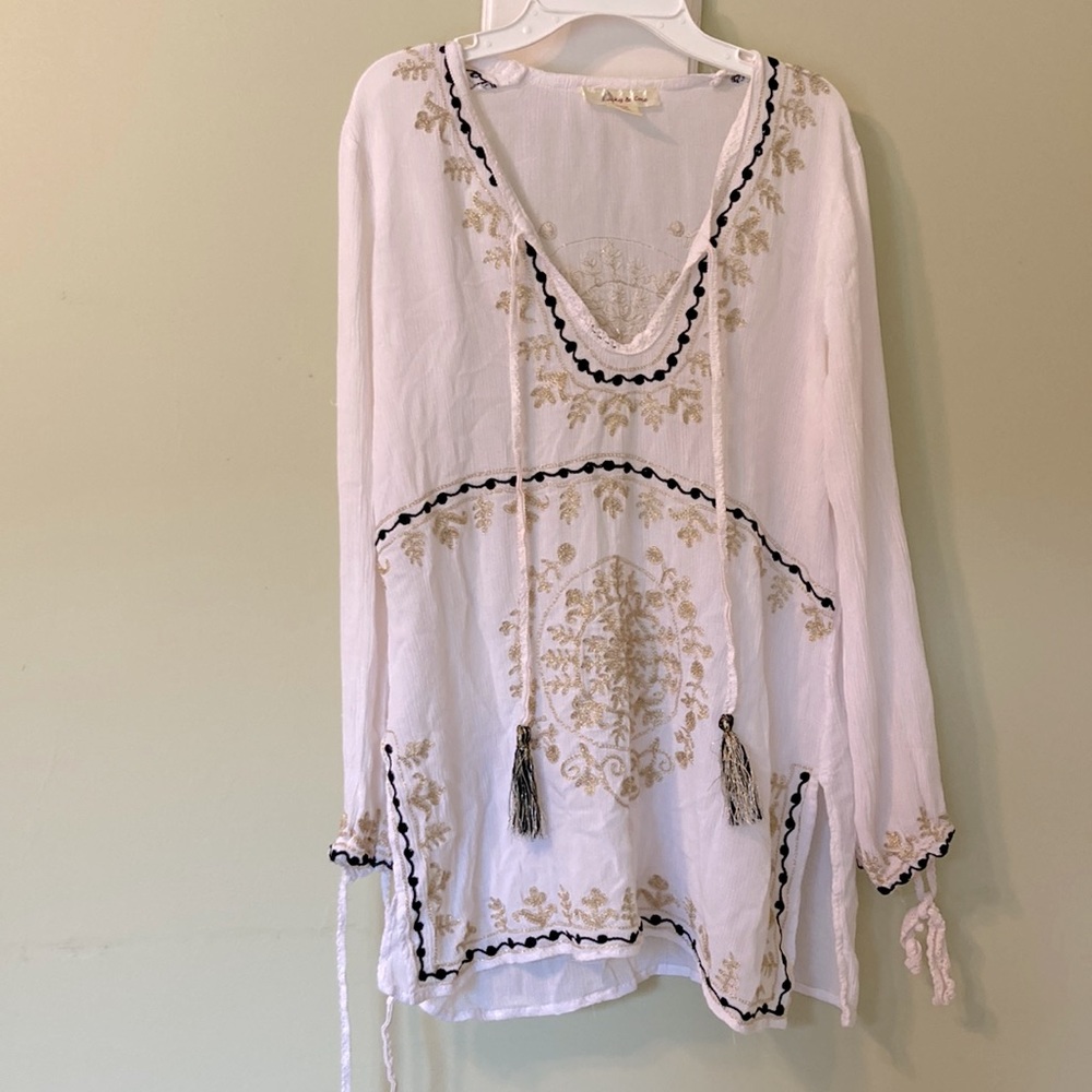 White Beach Cover Up. Size M.